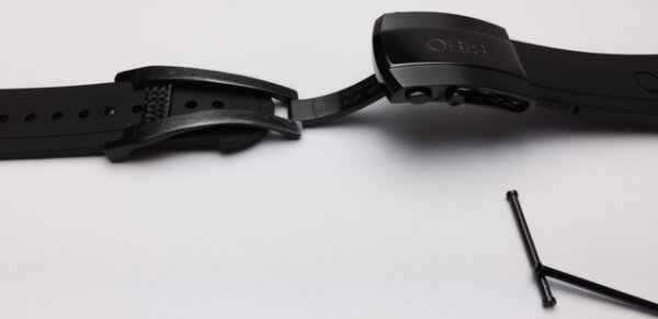 Oris Aquis Kautschukarmband inkl. Schliesse 26mm 07 4 26...