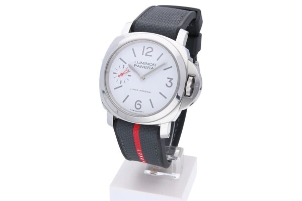 Panerai Luminor Luna Rossa PAM01342