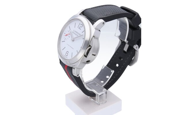 Panerai Luminor Luna Rossa PAM01342