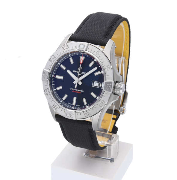 Breitling Avenger Automatik 42mm A17328101B1X1
