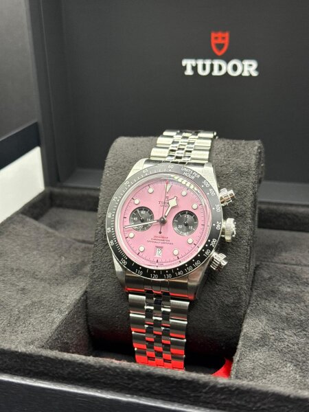 Tudor Heritage Black Bay Chrono 41mm 79360N "Miami...