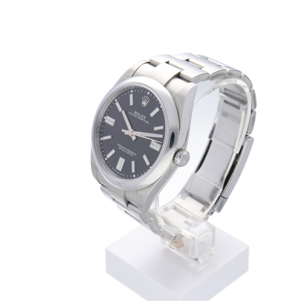 Rolex Oyster Perpetual 41mm 124300 LC100