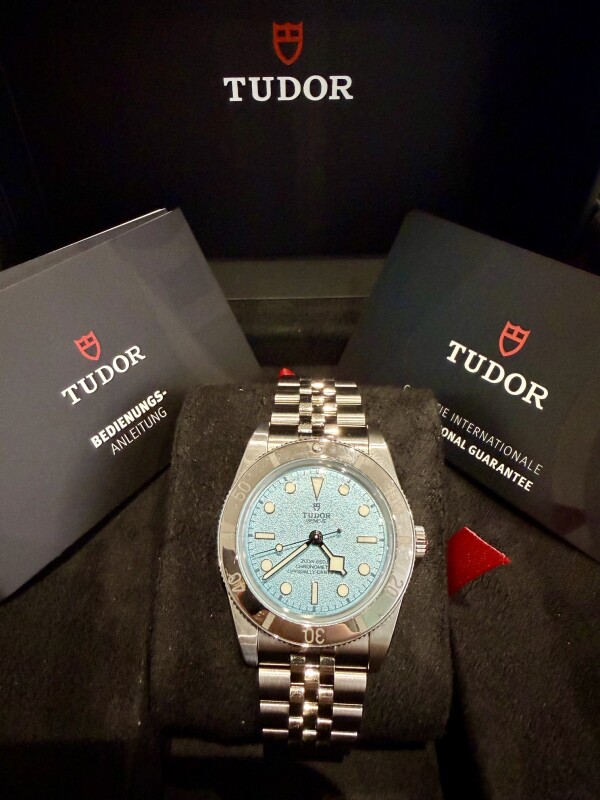 Tudor Black Bay 54 37mm M79000 Blue Lagoon