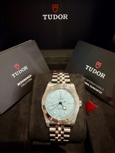 Tudor Black Bay 54 37mm M79000 Blue Lagoon