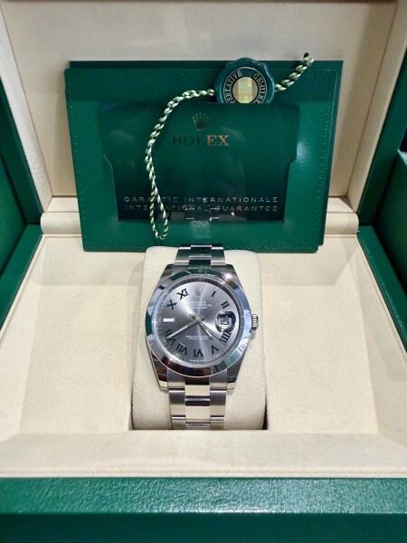 Rolex Datejust 41 126300 "Wimbledon"