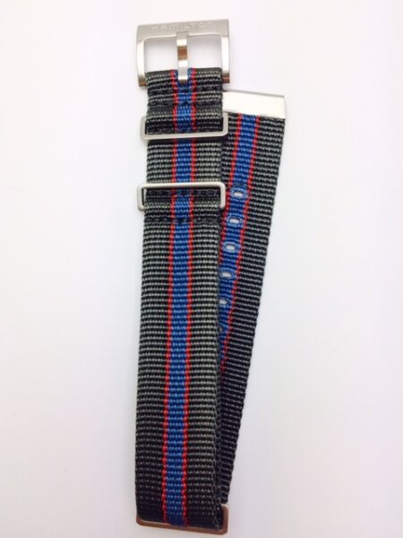 Hamilton PAN EUROP Natoband 22/22 mm Grau/rot/blau...