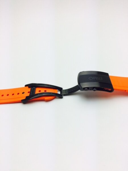 Oris Aquis Kautschukarmband inkl. Schliesse 26mm 07 4 26...